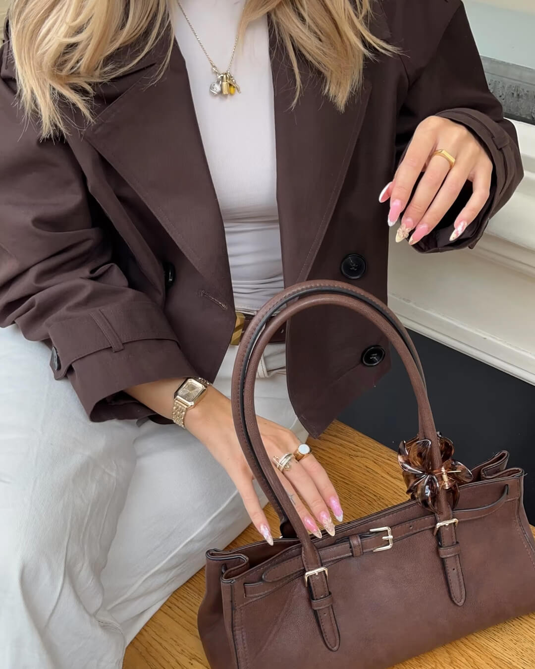 Cropped Double-Breasted Trench Coat with Contrast Buttons